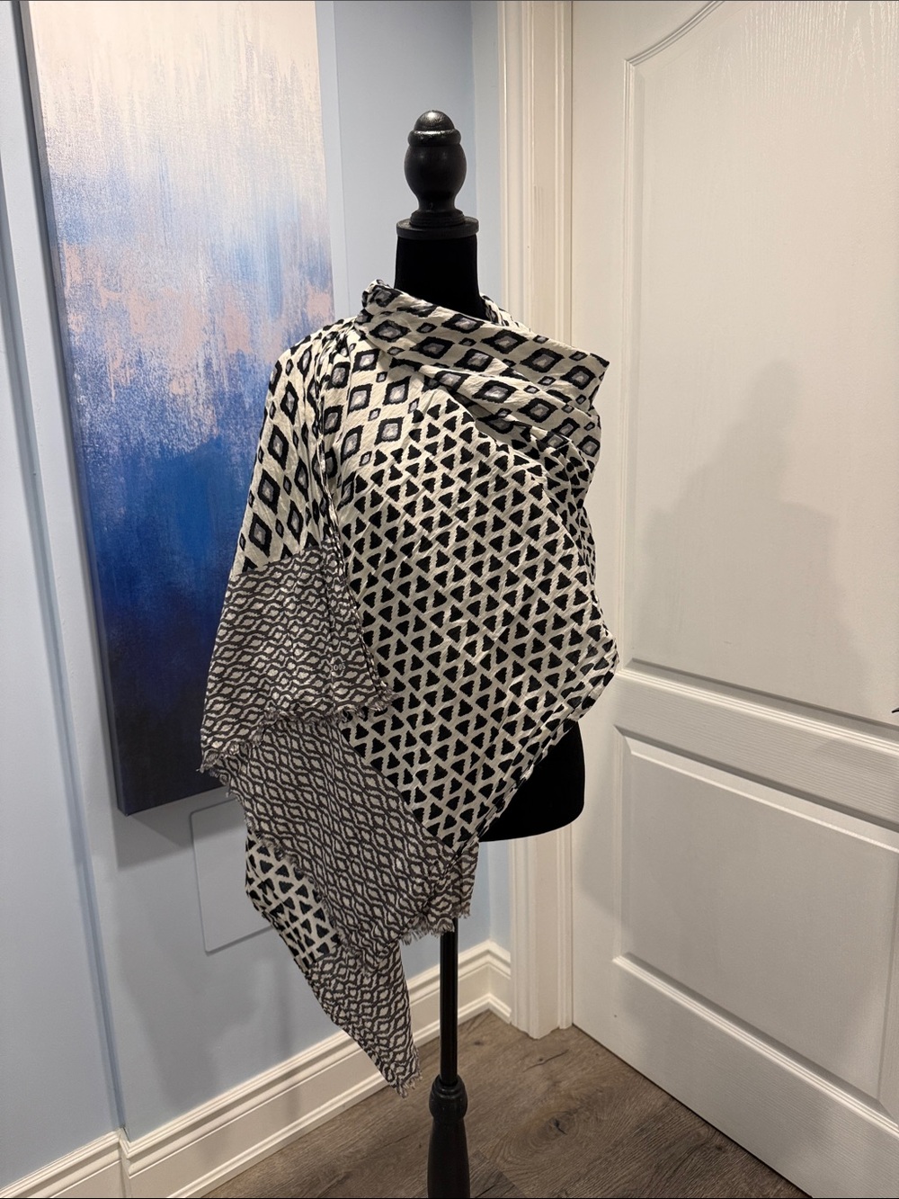 Roots Black & White Patterned Scarf